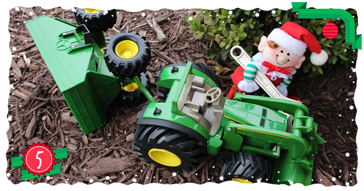 14 ways your elf can ruin your holidays-5 14 ways your elf can ruin your holidays-5